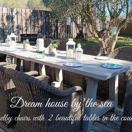 Chalet Dream House By The Sea In Cocoland & *