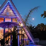Dream House By The Sea In Cocoland シャレー *