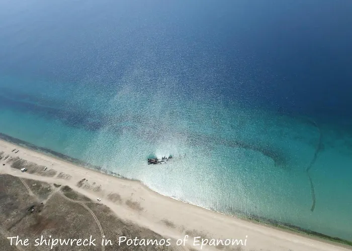 Dream House By The Sea In Cocoland